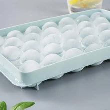 Load image into Gallery viewer, Plastic Reusable Flexible Round Ice Cube Trays
